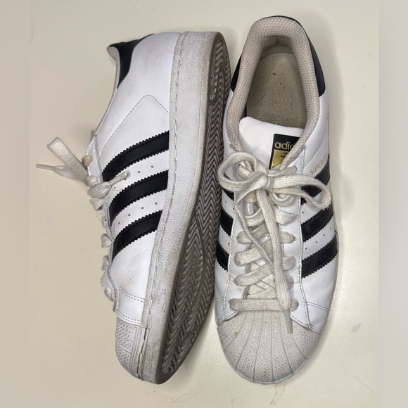 Adidas Black and White Shoes - Picture 2 of 5